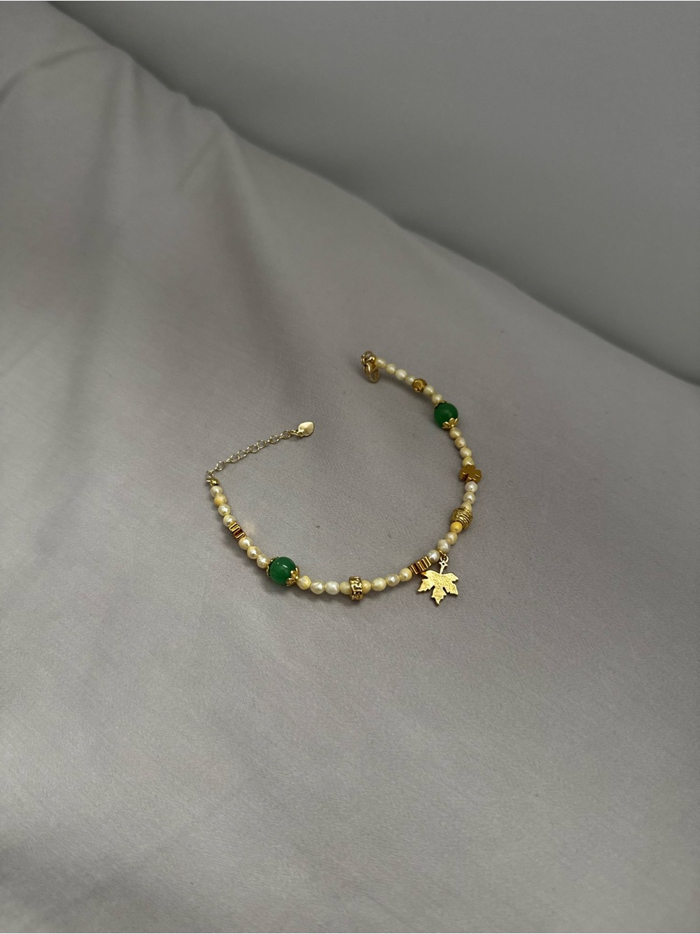 Gold Pearl & Green Bead Maple Charm Bracelet